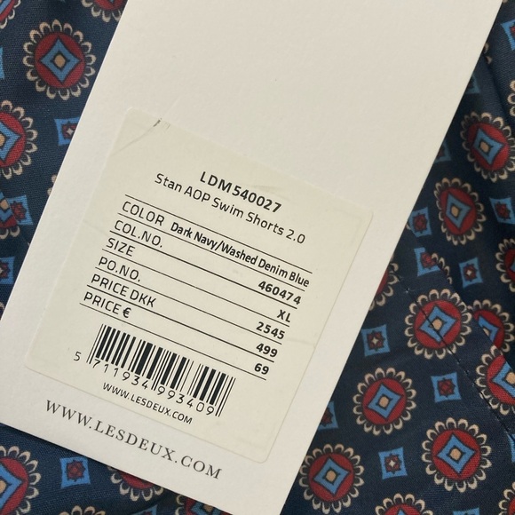 Les Deux Stan Aop Swim Shorts 2.0 Blue Swimwear NWT Men’s XL Trunks Navy Blue - Picture 9 of 11